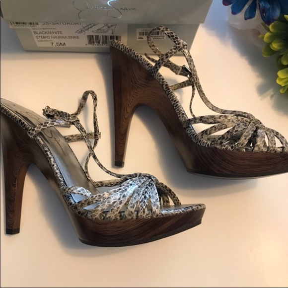 Jessica Simpson snakeskin wooden heel sandals - Picture 4 of 6